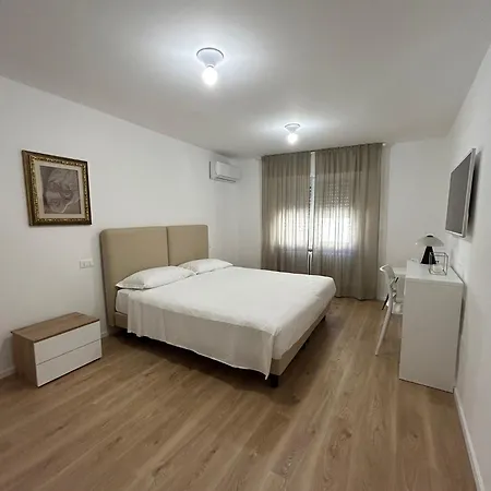 Πανσιόν Grelios Stanze Preziose 3*