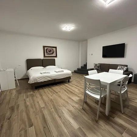 Grelios Stanze Preziose 3* Guardiagrele