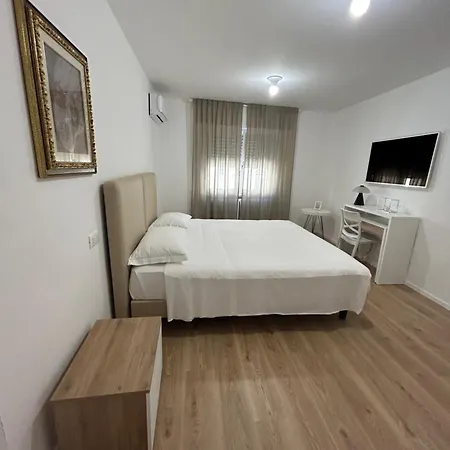 Πανσιόν Grelios Stanze Preziose 3*