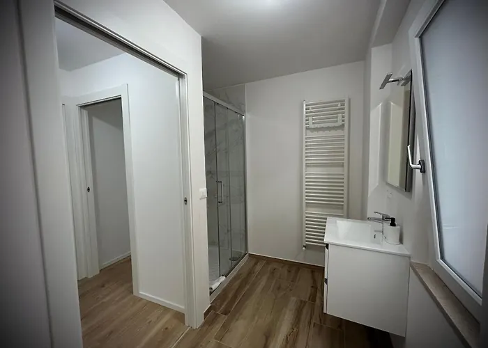 Grelios Stanze Preziose גוארדיאגרלה