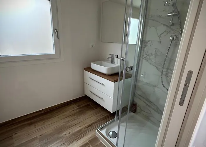 Grelios Stanze Preziose בית הארחה