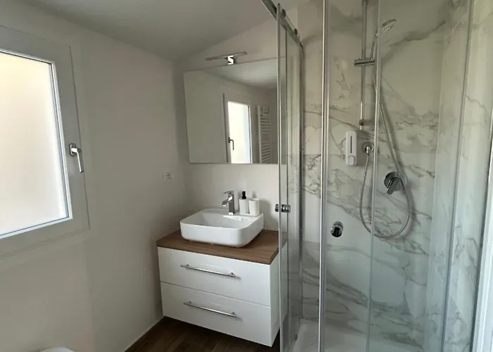 Grelios Stanze Preziose בית הארחה גוארדיאגרלה