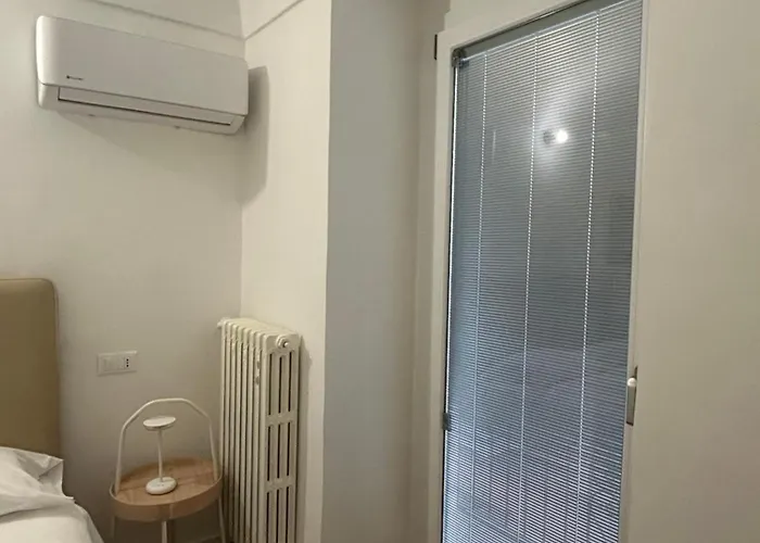 Grelios Stanze Preziose 3* גוארדיאגרלה